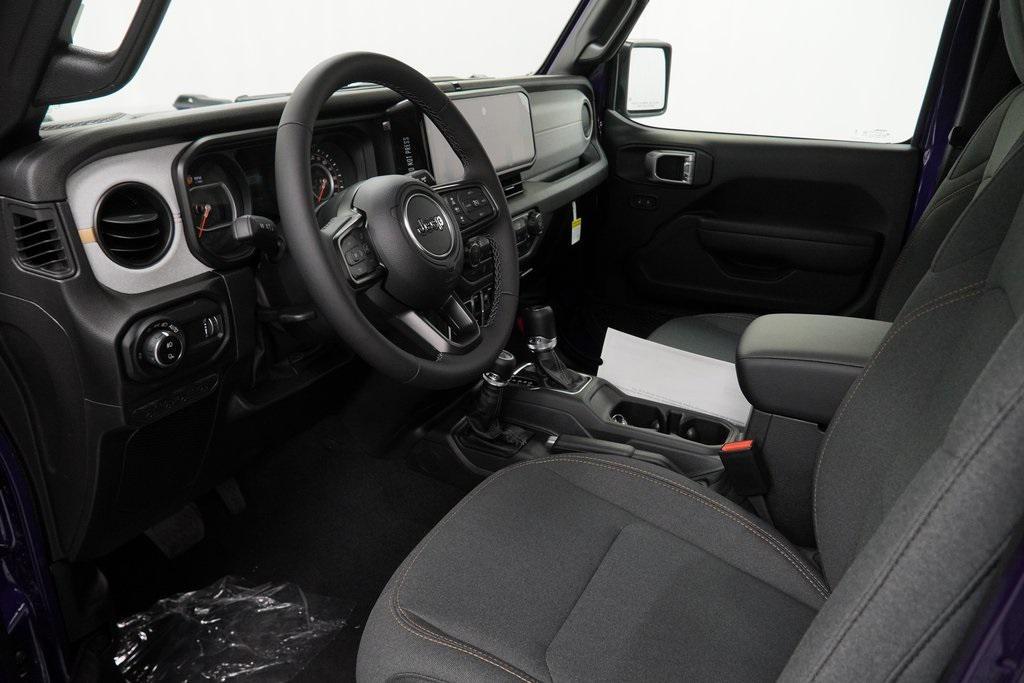 new 2026 Jeep Gladiator car, priced at $45,655