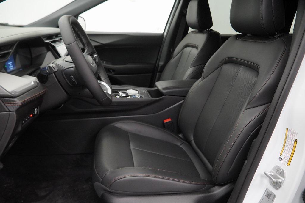 new 2026 Jeep Cherokee car, priced at $42,490