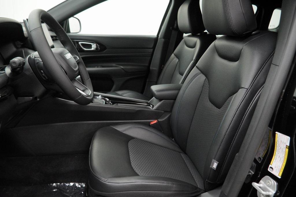 new 2026 Jeep Compass car, priced at $29,685