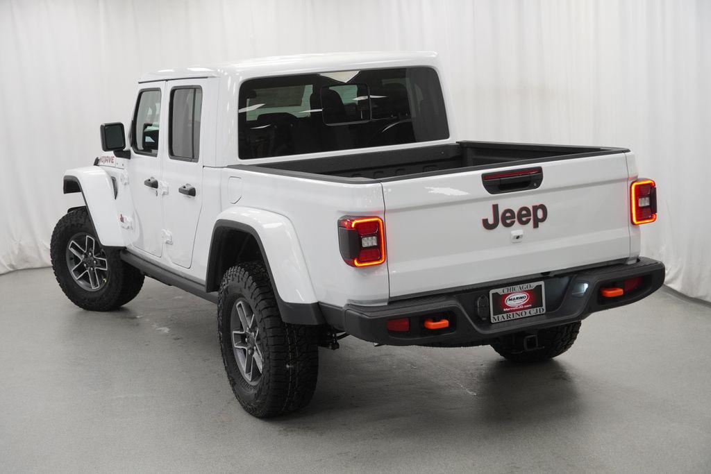 new 2026 Jeep Gladiator car, priced at $55,130