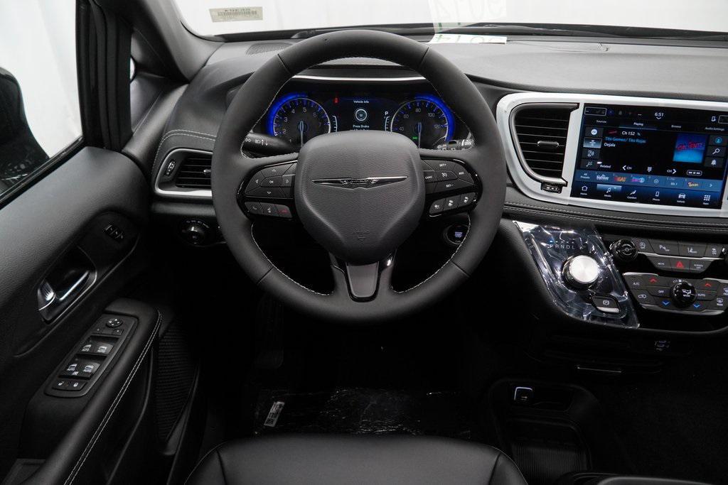 new 2026 Chrysler Pacifica car, priced at $45,225