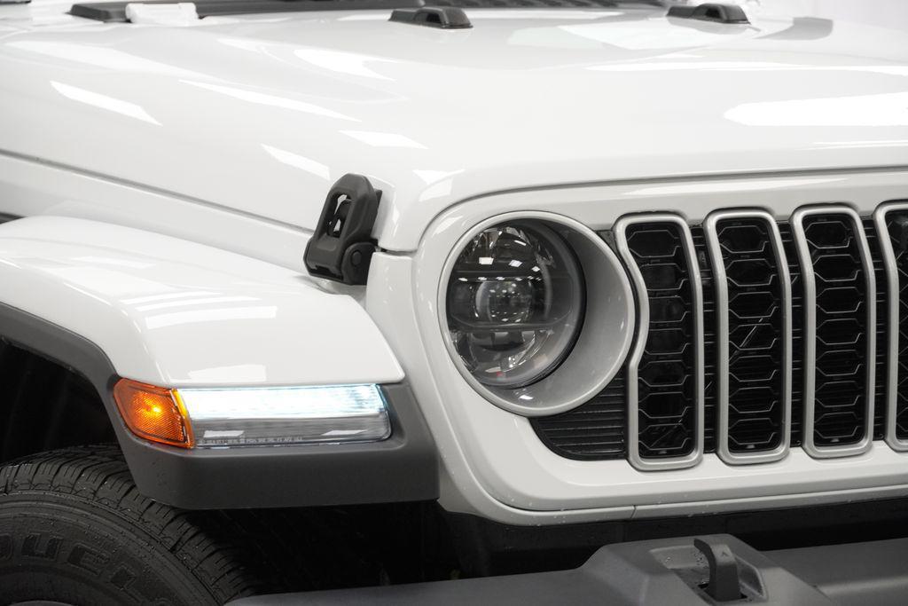 new 2026 Jeep Wrangler car, priced at $52,570