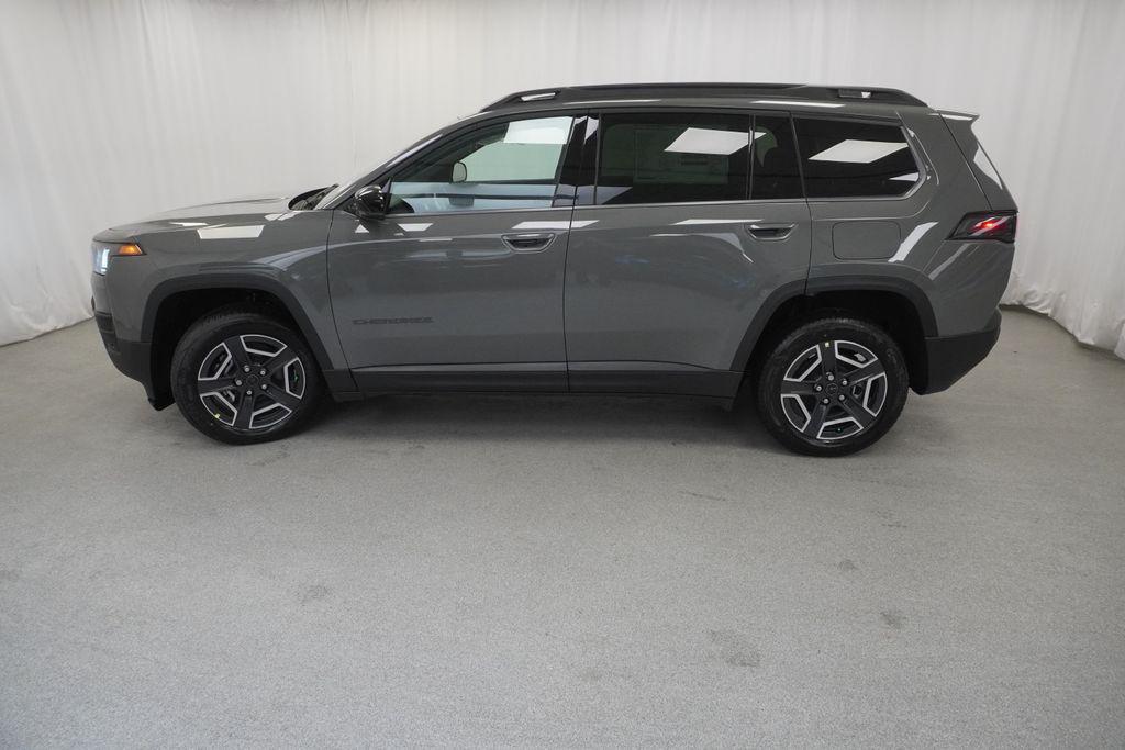 new 2026 Jeep Cherokee car, priced at $42,185