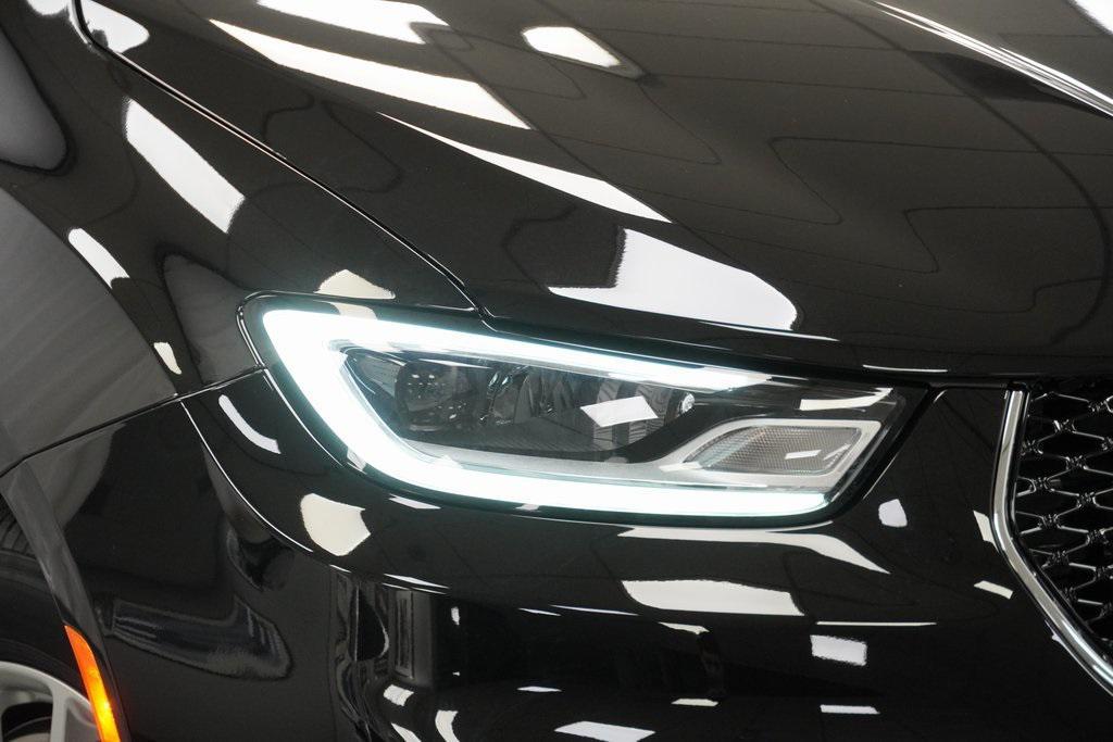 new 2026 Chrysler Pacifica car, priced at $38,440