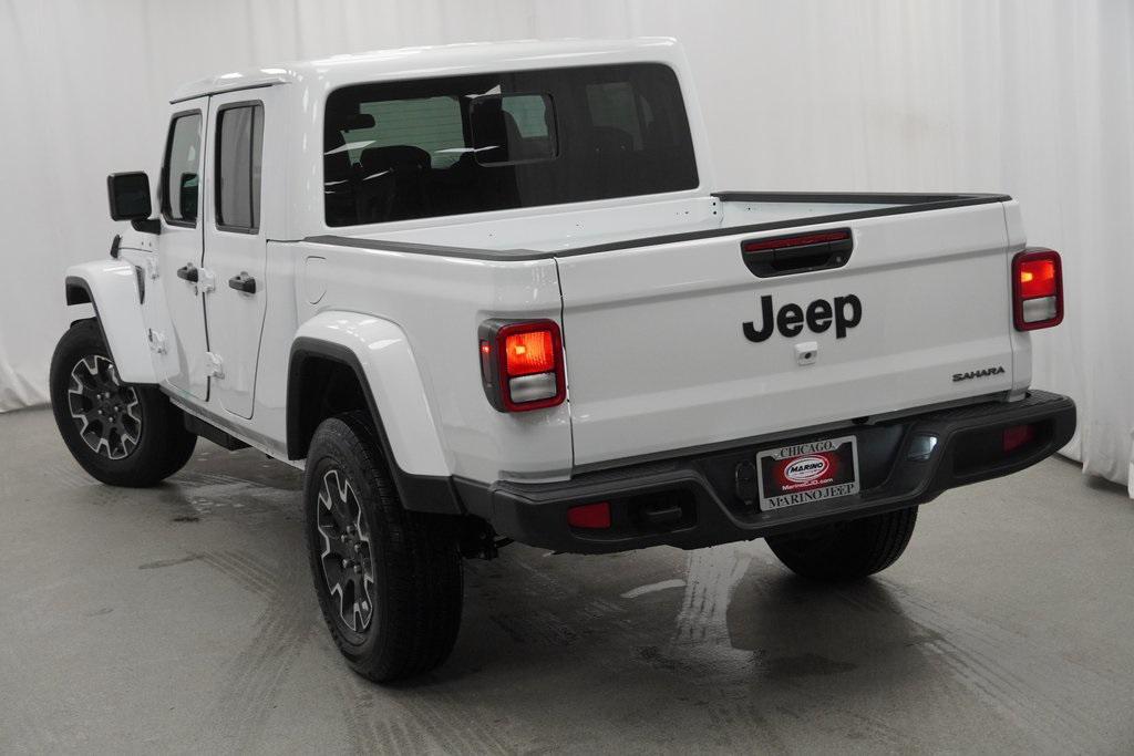 new 2026 Jeep Gladiator car, priced at $45,620