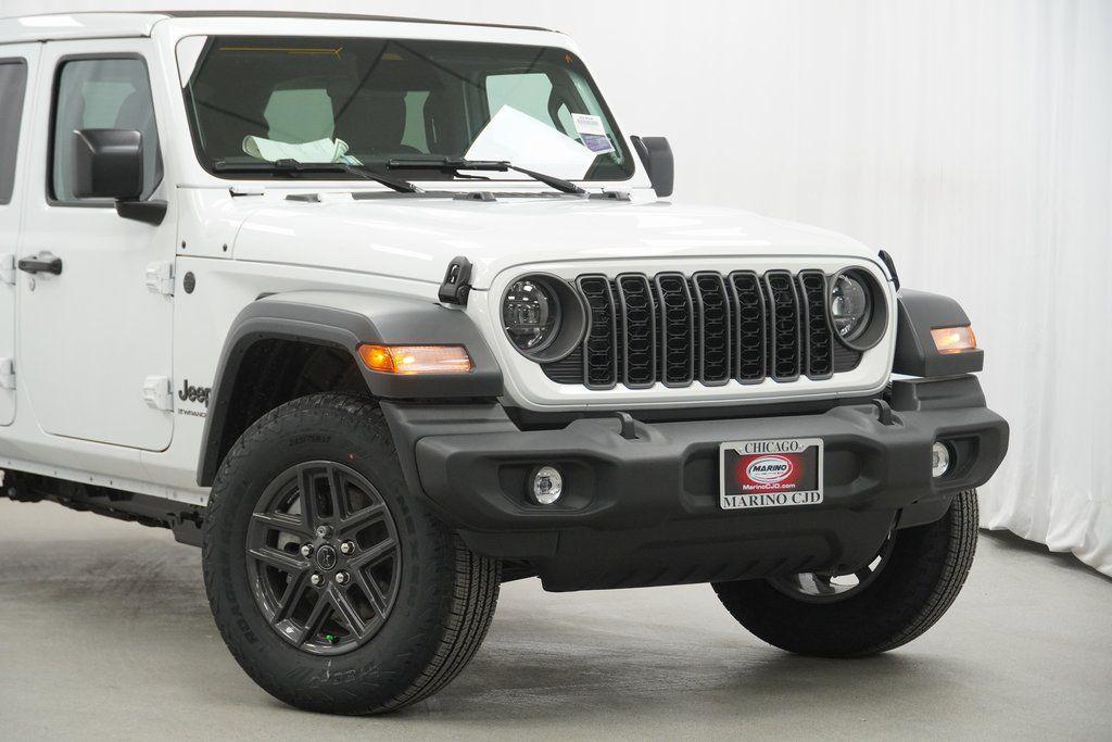 new 2026 Jeep Wrangler car, priced at $47,085