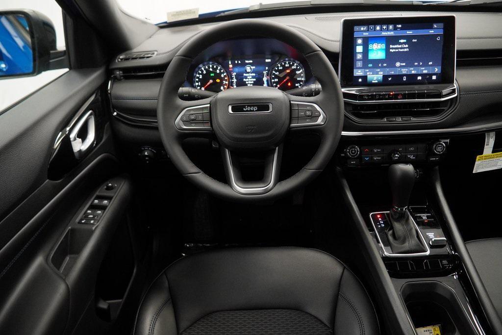 new 2026 Jeep Compass car, priced at $28,985