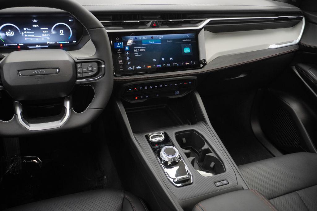 new 2026 Jeep Cherokee car, priced at $41,062