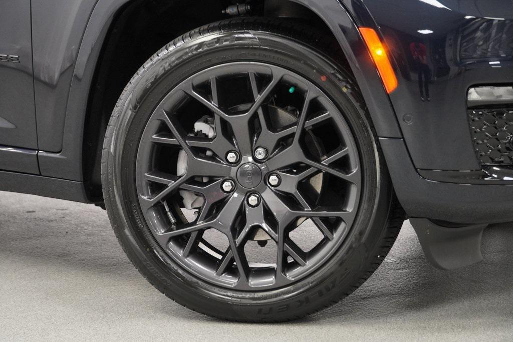 used 2024 Jeep Grand Cherokee L car, priced at $45,694