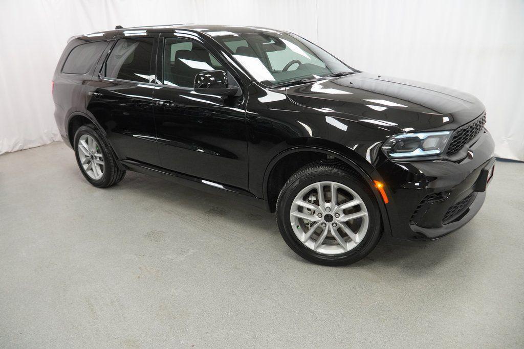 used 2025 Dodge Durango car, priced at $33,394