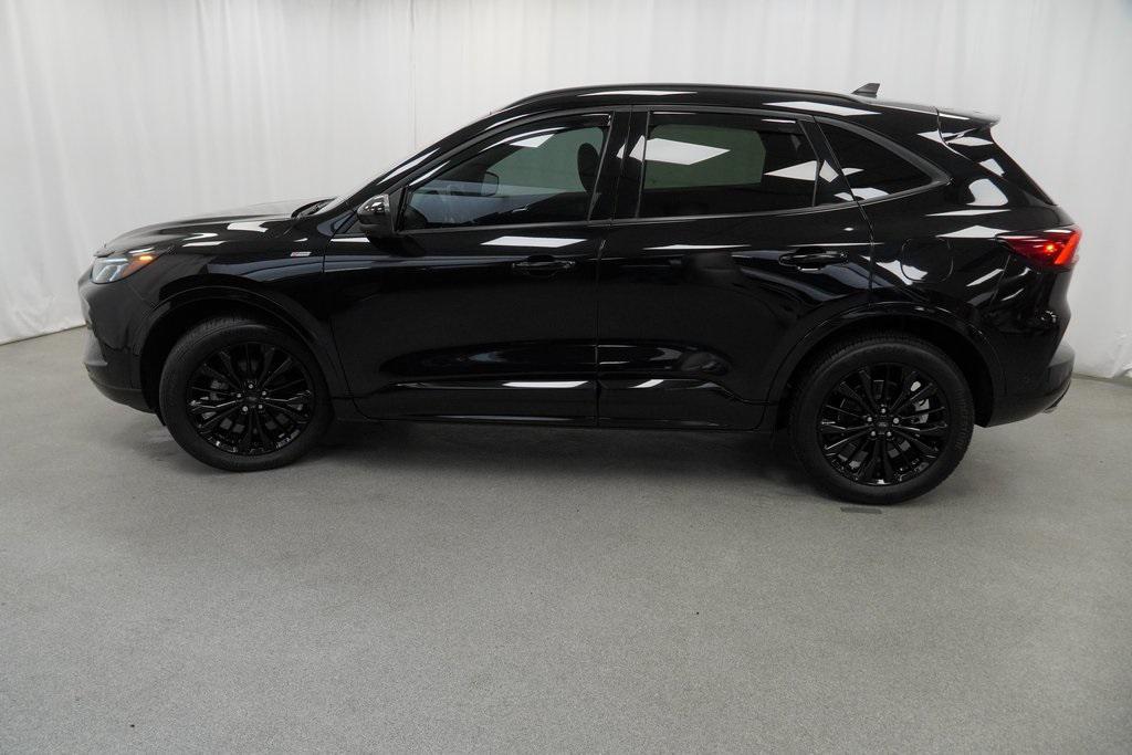 used 2023 Ford Escape car, priced at $22,894