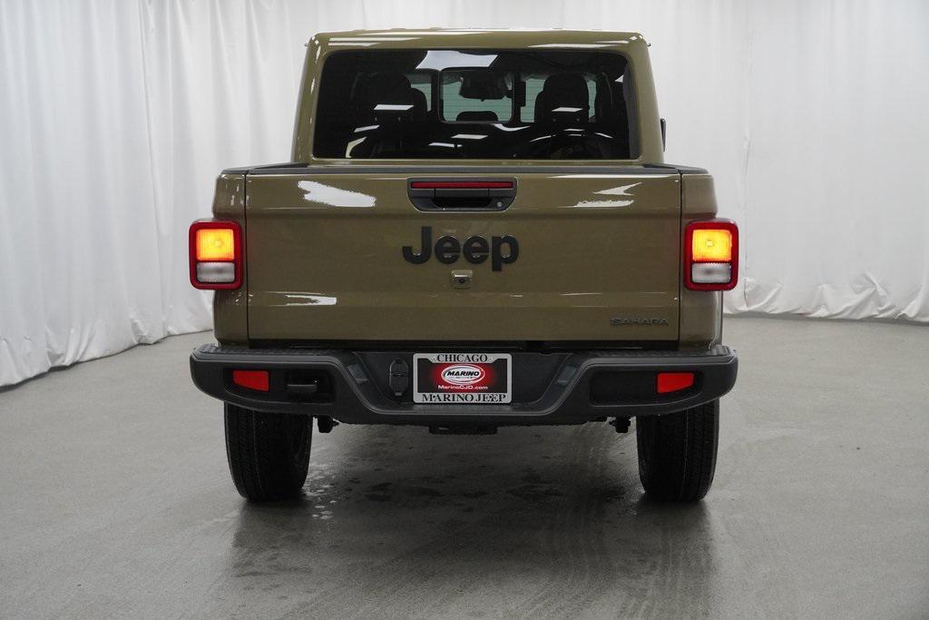 new 2026 Jeep Gladiator car, priced at $46,215