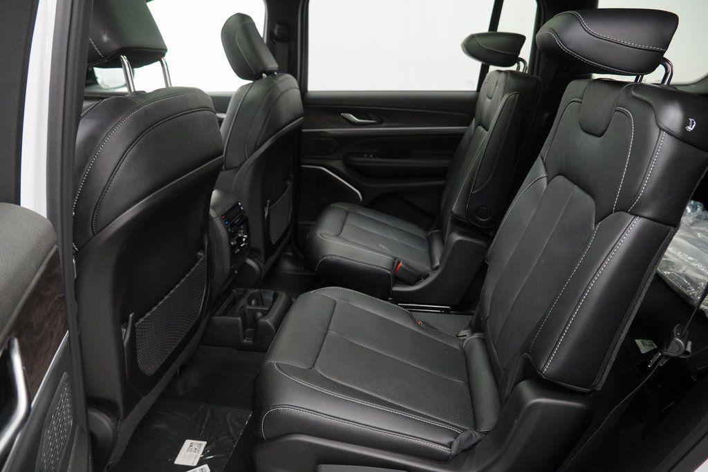 new 2026 Jeep Grand Cherokee L car, priced at $50,985