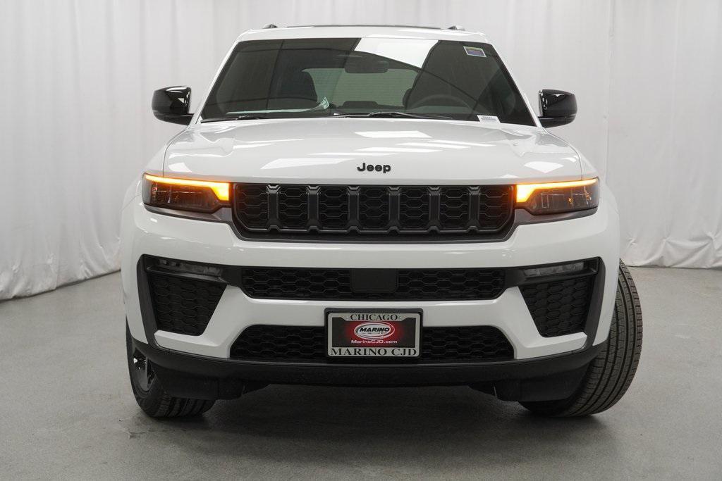 new 2026 Jeep Grand Cherokee car, priced at $45,985