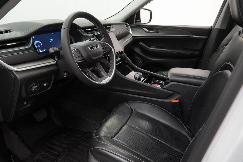 used 2023 Jeep Grand Cherokee car, priced at $33,794