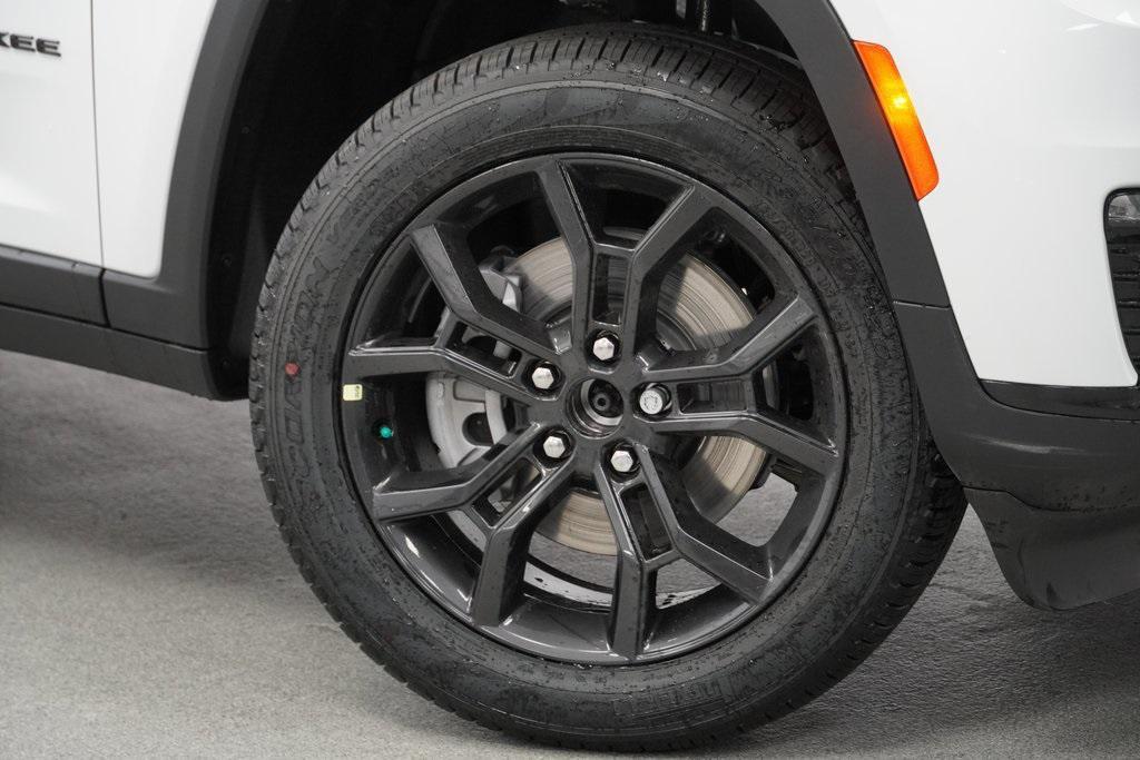 new 2025 Jeep Grand Cherokee L car, priced at $47,740