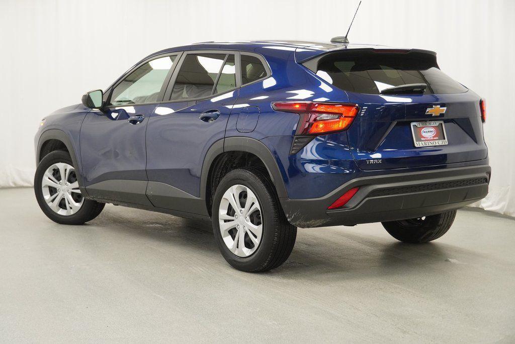 used 2024 Chevrolet Trax car, priced at $19,894