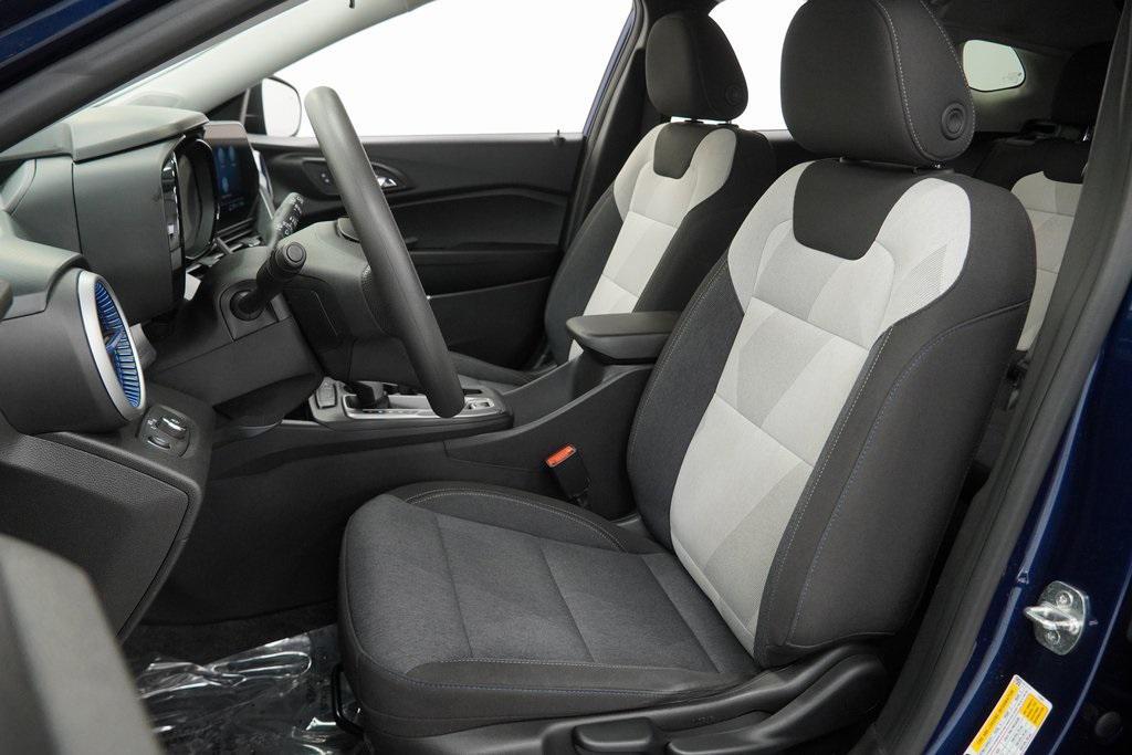 used 2024 Chevrolet Trax car, priced at $19,994