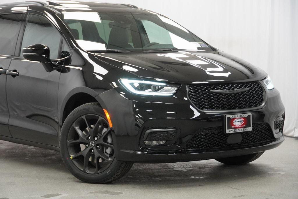 new 2026 Chrysler Pacifica car, priced at $49,740