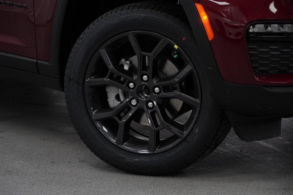 new 2025 Jeep Grand Cherokee car, priced at $45,985
