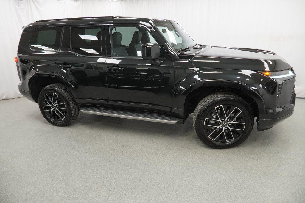 used 2025 Lexus GX 550 car, priced at $79,999