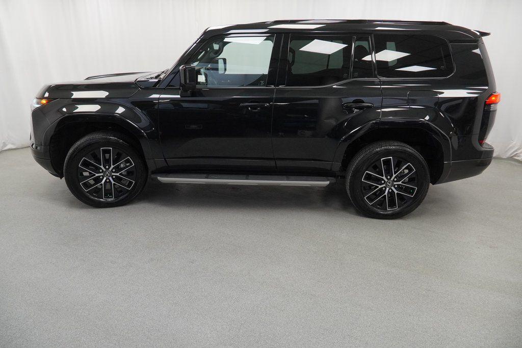 used 2025 Lexus GX 550 car, priced at $79,999