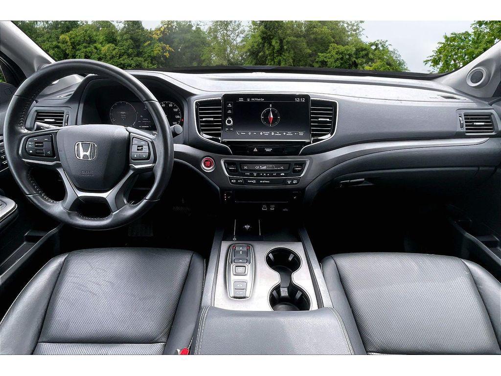 used 2025 Honda Ridgeline car, priced at $33,700