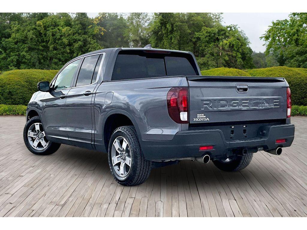 used 2025 Honda Ridgeline car, priced at $33,700
