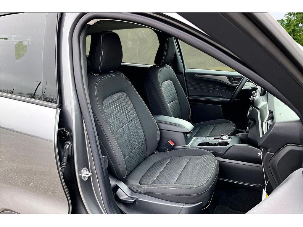 used 2025 Ford Escape car, priced at $24,400