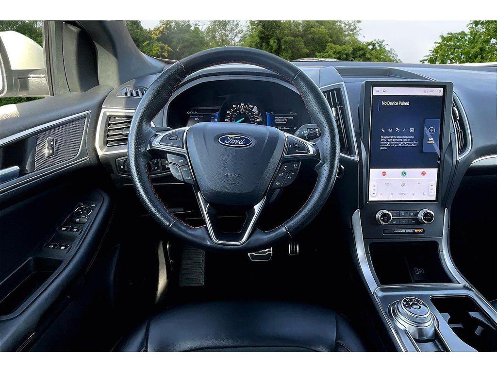 used 2024 Ford Edge car, priced at $28,740