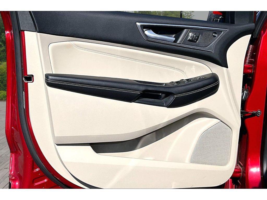 used 2024 Ford Edge car, priced at $29,765