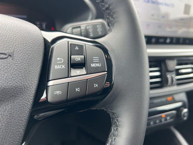 used 2023 Ford Escape car, priced at $22,750