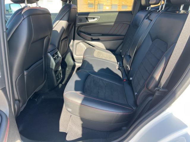 used 2024 Ford Edge car, priced at $31,998