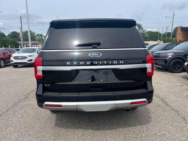 used 2023 Ford Expedition car, priced at $42,030