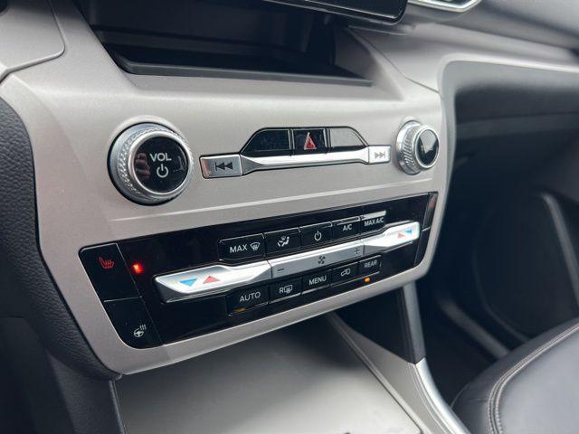 used 2023 Ford Explorer car, priced at $28,999