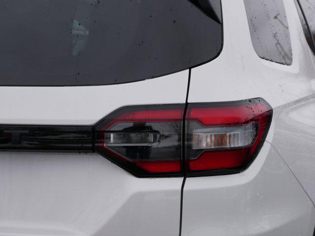 used 2025 Honda Pilot car, priced at $39,690