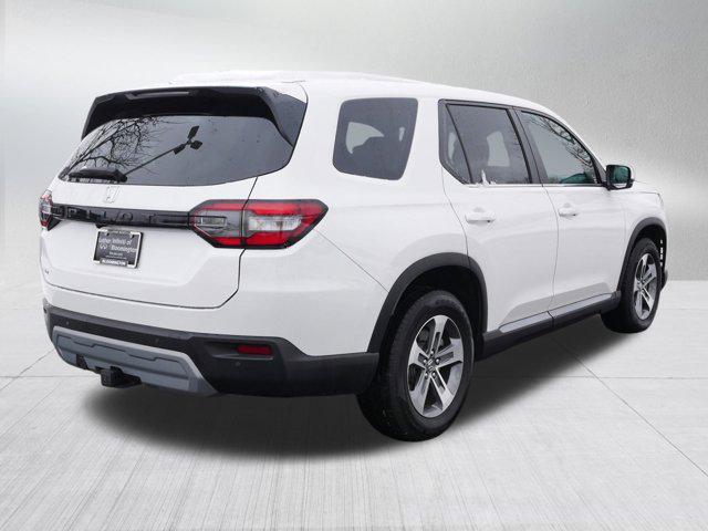 used 2025 Honda Pilot car, priced at $39,690