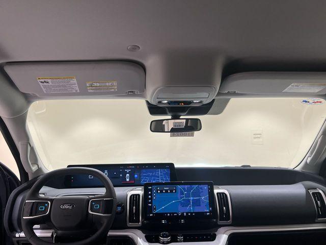 new 2025 Ford Expedition Max car, priced at $62,082