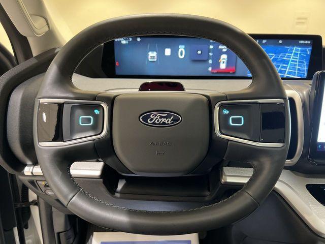 used 2025 Ford Expedition car, priced at $62,990