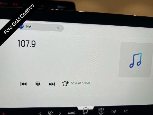 used 2025 Ford Expedition car, priced at $53,590