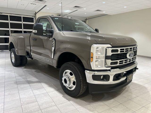 new 2026 Ford F-350 car, priced at $72,745