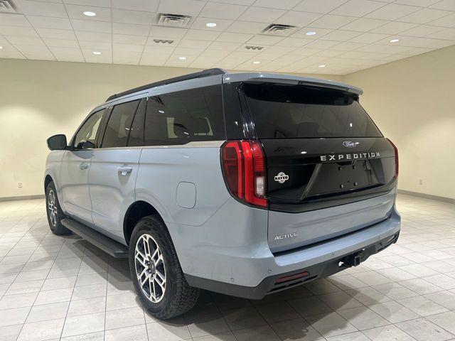 used 2025 Ford Expedition car, priced at $62,990