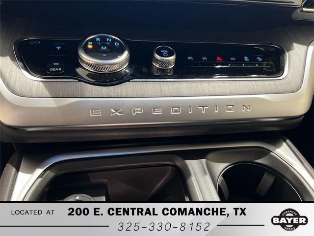 new 2025 Ford Expedition car, priced at $88,856