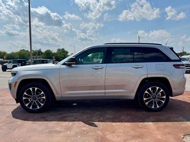 new 2025 Jeep Grand Cherokee car, priced at $53,421