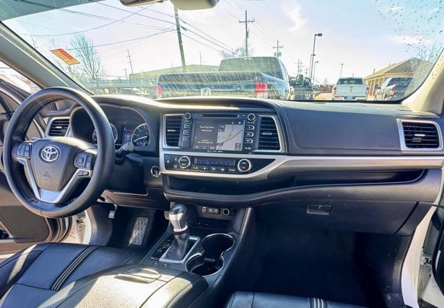 used 2018 Toyota Highlander car, priced at $19,607