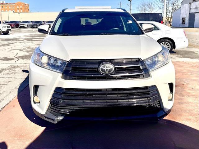 used 2018 Toyota Highlander car, priced at $19,607
