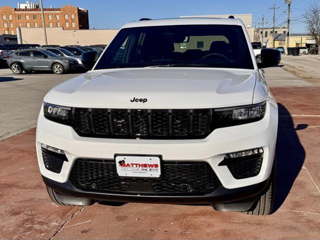 new 2025 Jeep Grand Cherokee car, priced at $47,750