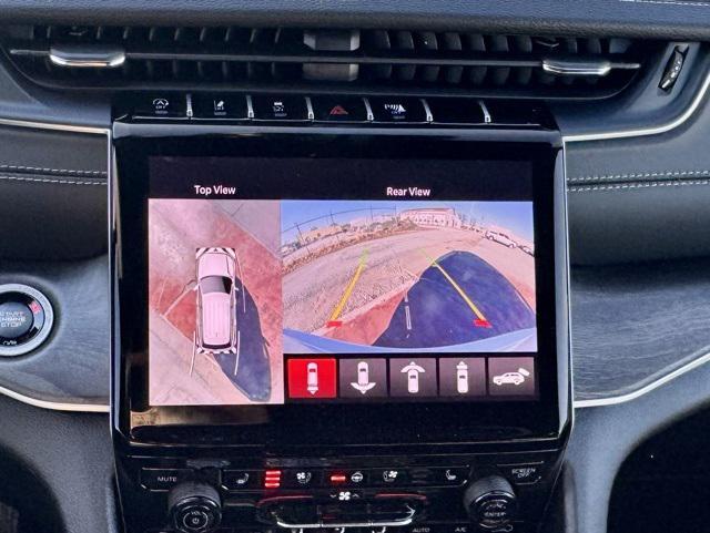 new 2025 Jeep Grand Cherokee car, priced at $47,750