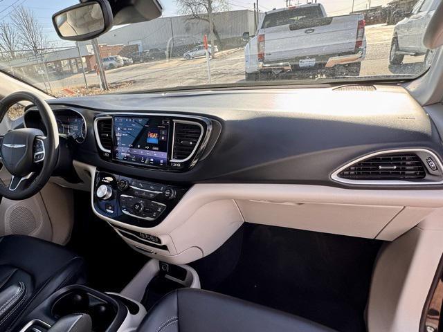 used 2023 Chrysler Pacifica car, priced at $24,601