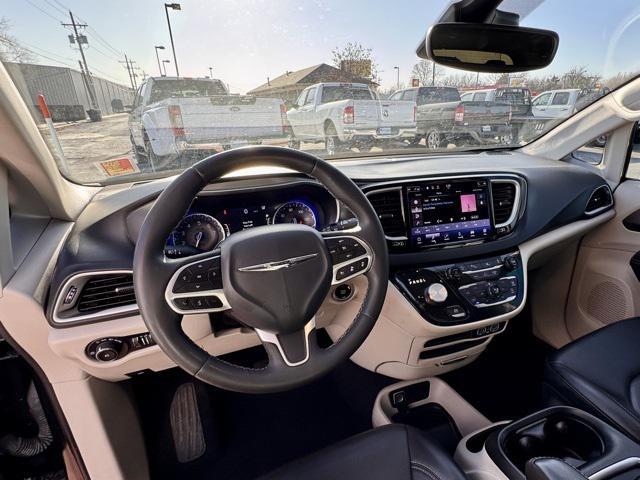 used 2023 Chrysler Pacifica car, priced at $24,601